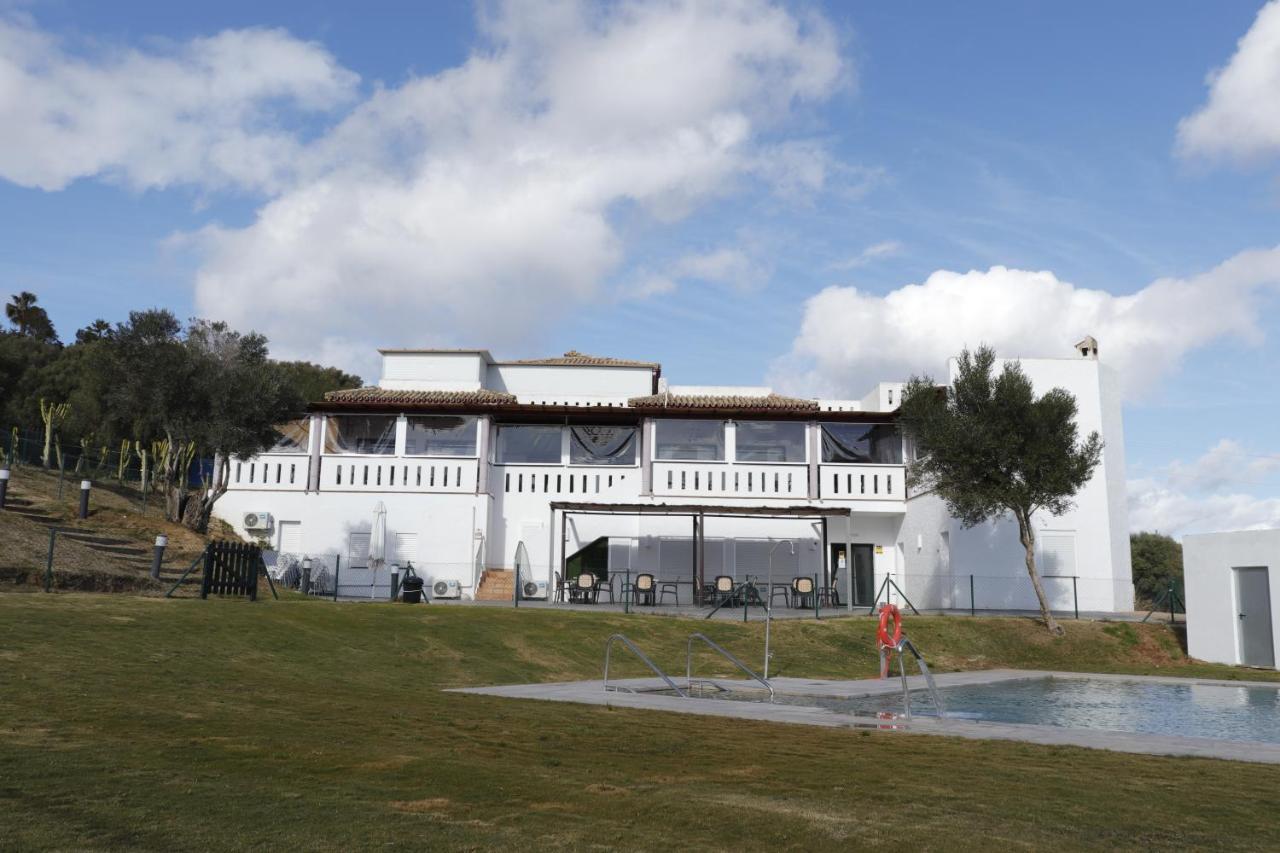 Hostal Restaurante Benalup Golf Eksteriør billede